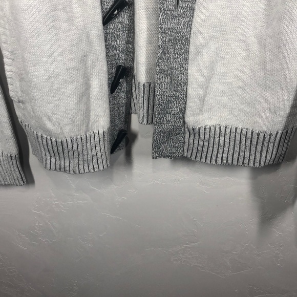 Express cardigan with toggle buttons size large - Picture 5 of 12